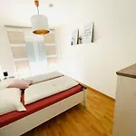 Apartment Gaestetraum Mit Wunderschoenem Ausblick Und Garten Muhldorf Bei Feldbach