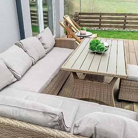 Gaestetraum Mit Wunderschoenem Ausblick Und Garten Muhldorf Bei Feldbach