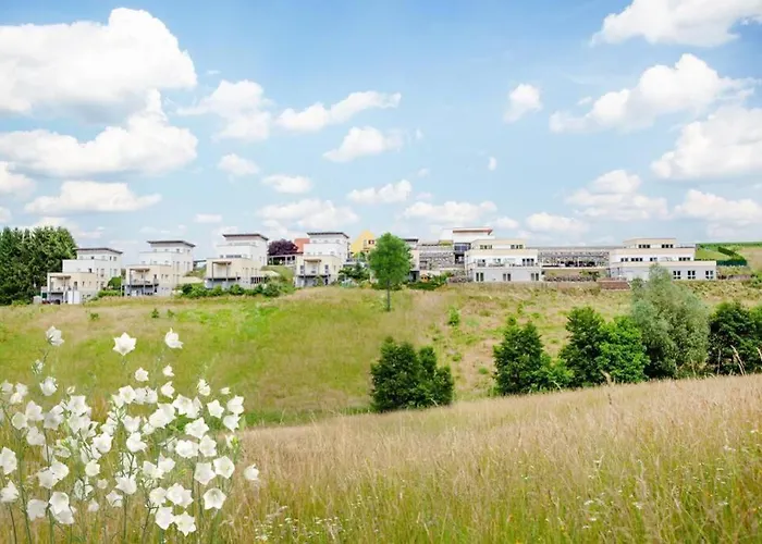 Gaestetraum Mit Wunderschoenem Ausblick Und Garten شقة