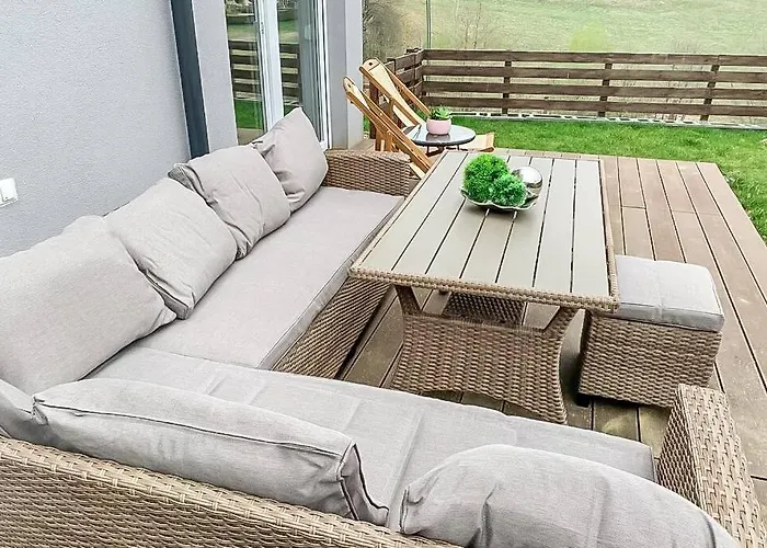 Gaestetraum Mit Wunderschoenem Ausblick Und Garten Muhldorf Bei Feldbach