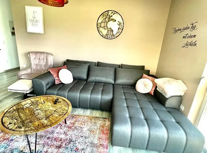 شقة Gaestetraum Mit Wunderschoenem Ausblick Und Garten *